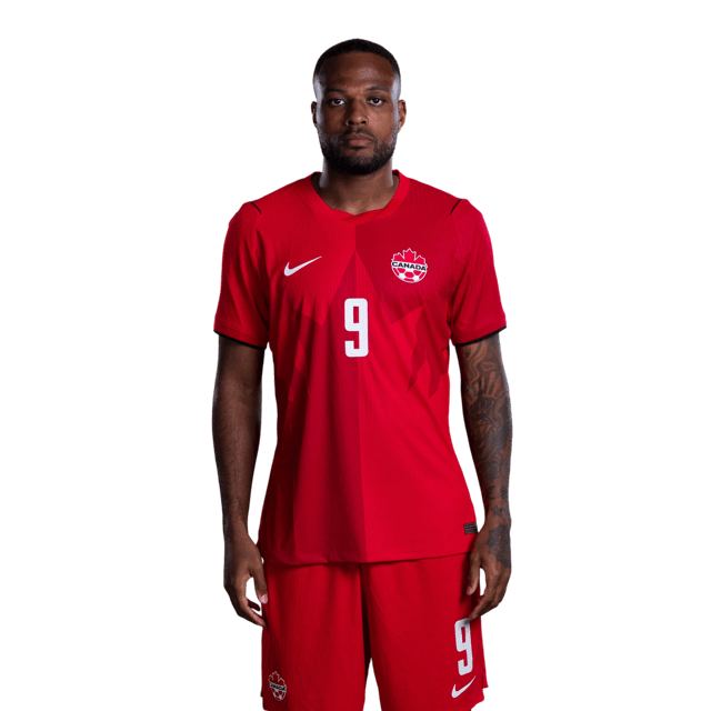 Cyle LARIN